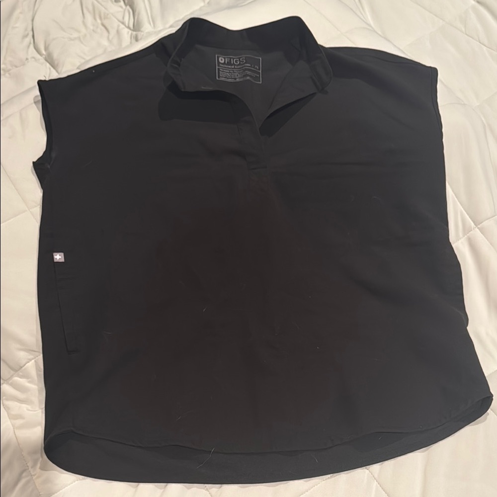 FIGS Rafaela oversized scrub top